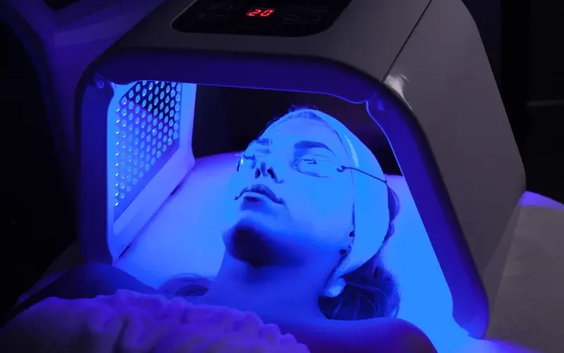 Understanding Blue Light Therapy: A Comprehensive Guide