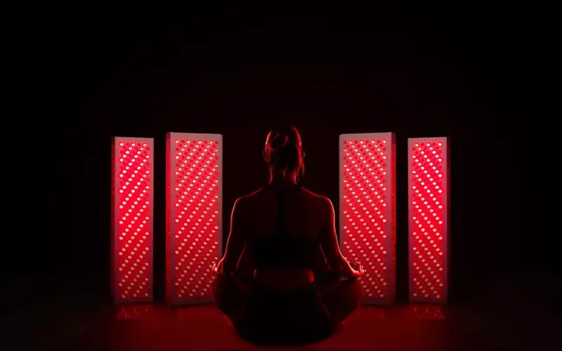 Red Light Therapy: Finding the Ideal Distance from Your Skin