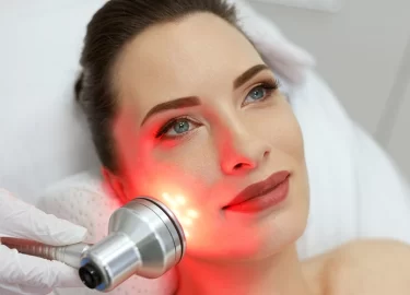 Red Light Therapy Pros and Cons: Is Red Light Treatment Right for You?